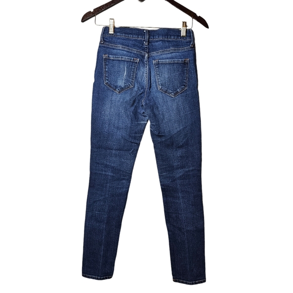 Old Navy Original Fit High Rise Jean's. Perfect Condition! - Picture 6 of 7